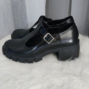 Madden girl black lug style Mary Jane shoes